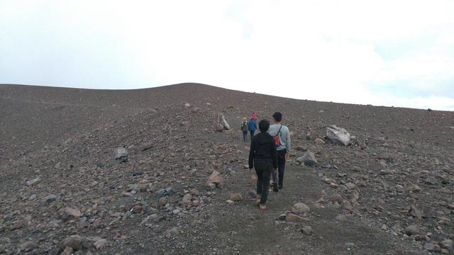 Hiking Gunung Marapi